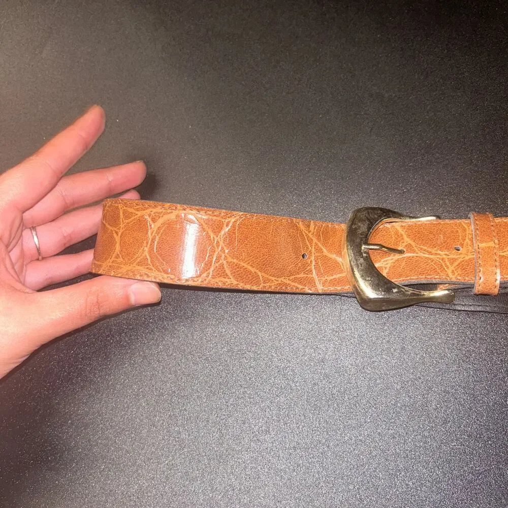 Brown Tan Faux Leather Textured Gold-Tone Hardware Adjustable Belt Womens Size 8